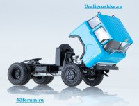 Коллекционная масштабная модель 1:43 Седельный  тягач 4х2 КАЗ-608
